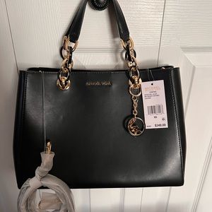 Michael Kors Cynthia Medium handbag